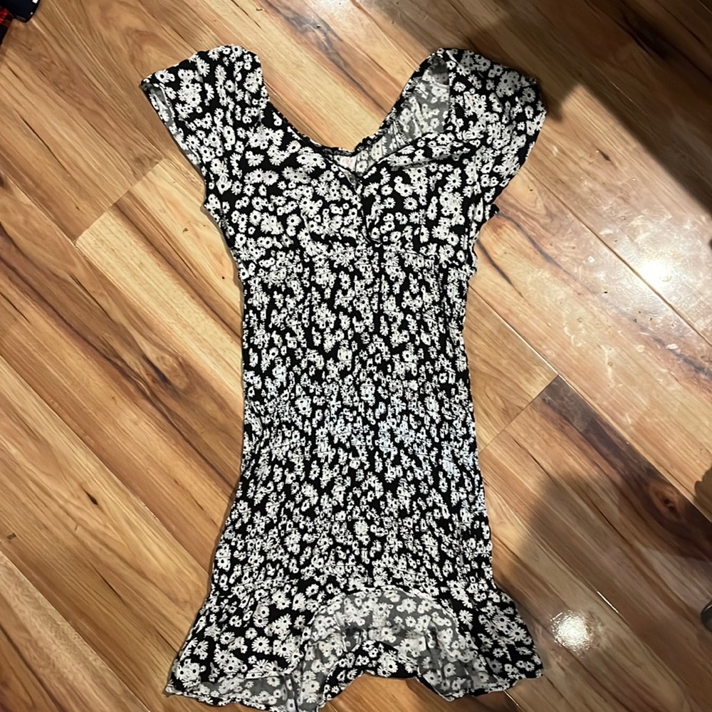 No boundaries medium sized dress